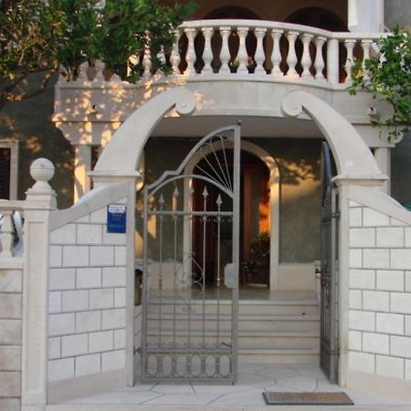 Vila Anita Sumartin Extérieur photo