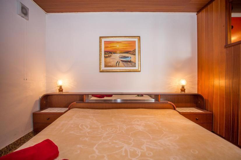 Vila Anita Sumartin Extérieur photo